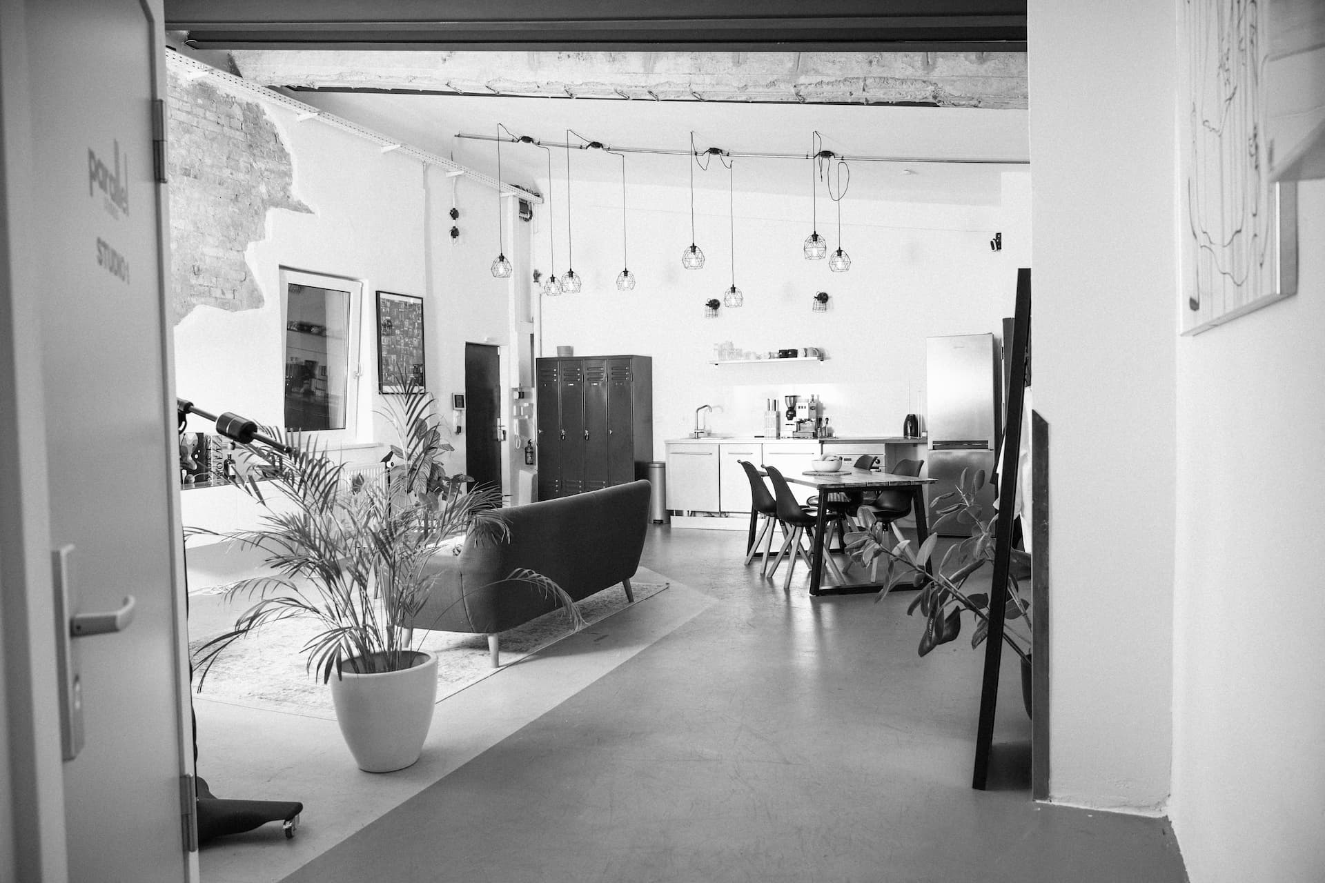 Lounge 9